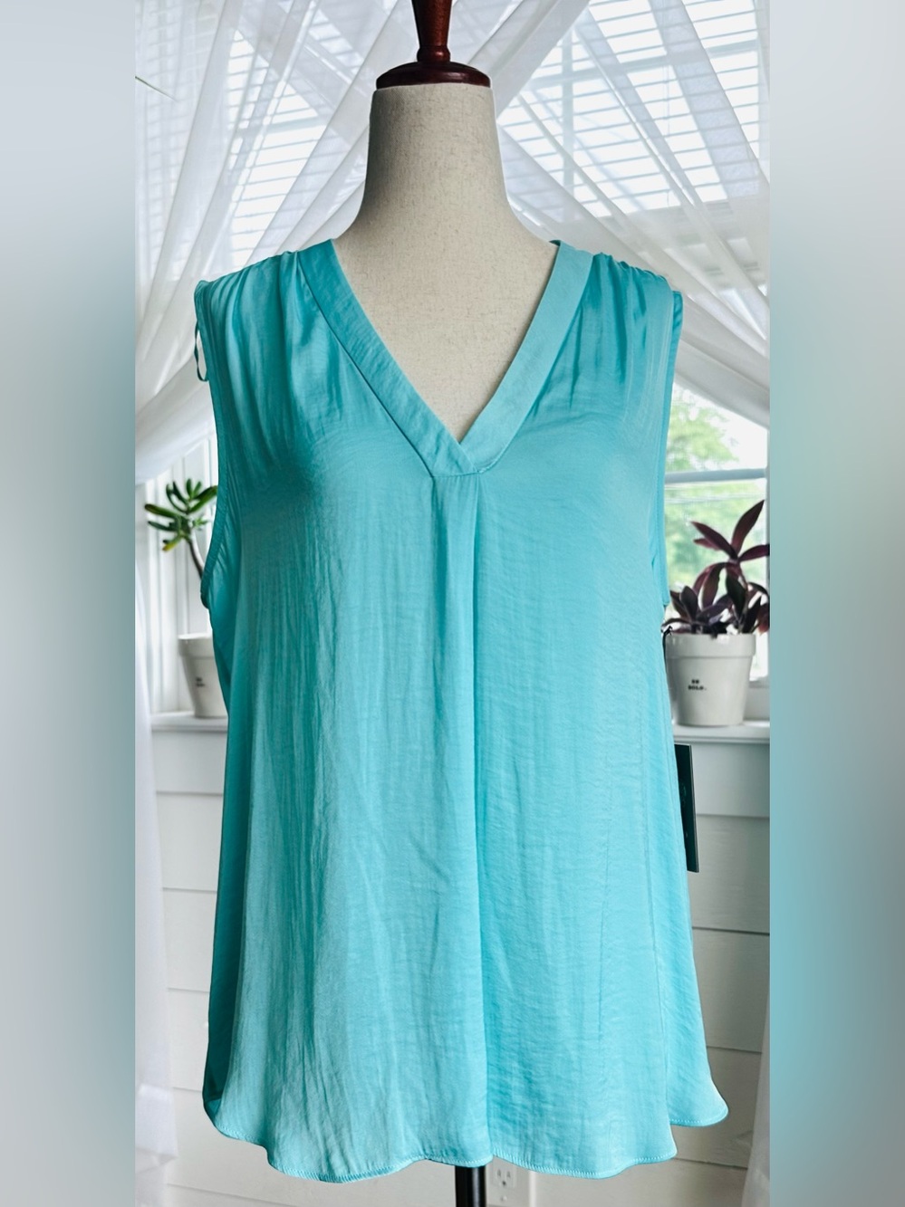 Vince Camuto Merra Pleated Shoulder Detail Blouse Aqua Blue Sleeveless Top NWT